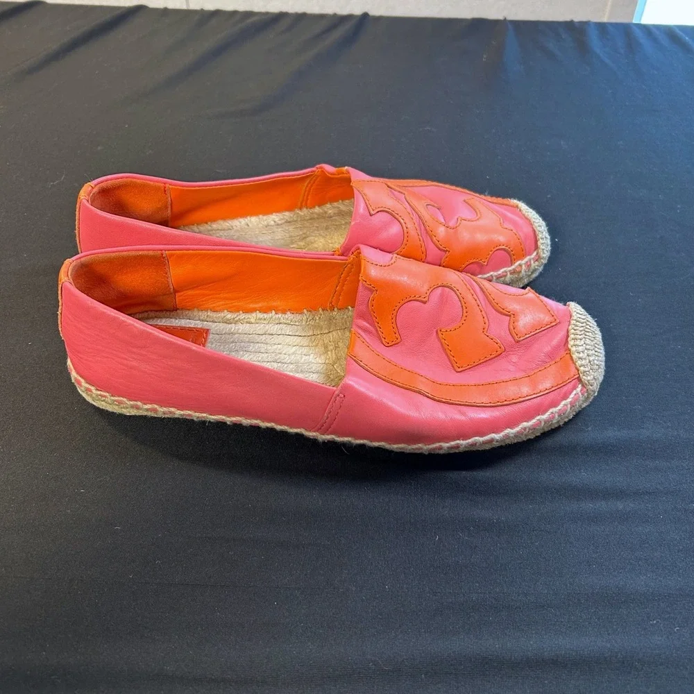 Tory Burch 6.5 Shaw Pink orange Leather Medallion Logo Espadrille Jute Flats